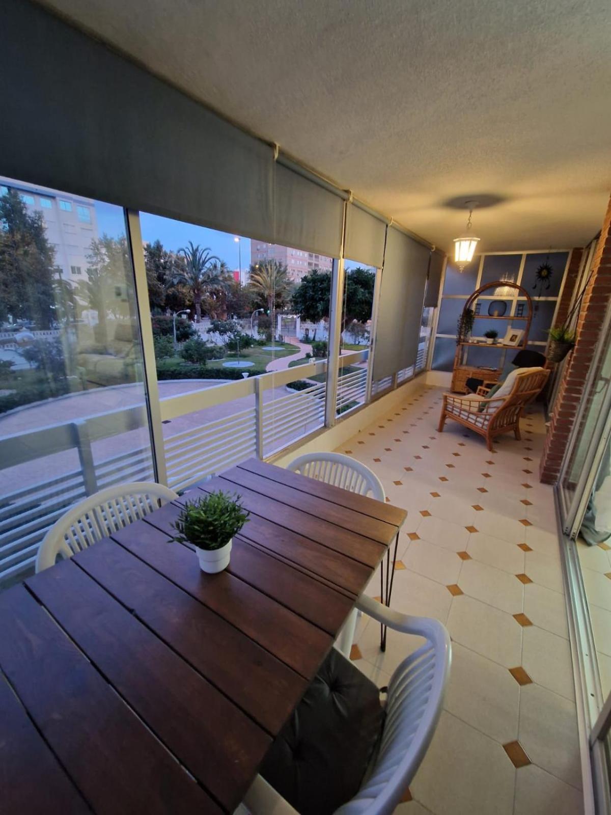 Costa Blanca Apartment อาลิกันเต ภายนอก รูปภาพ