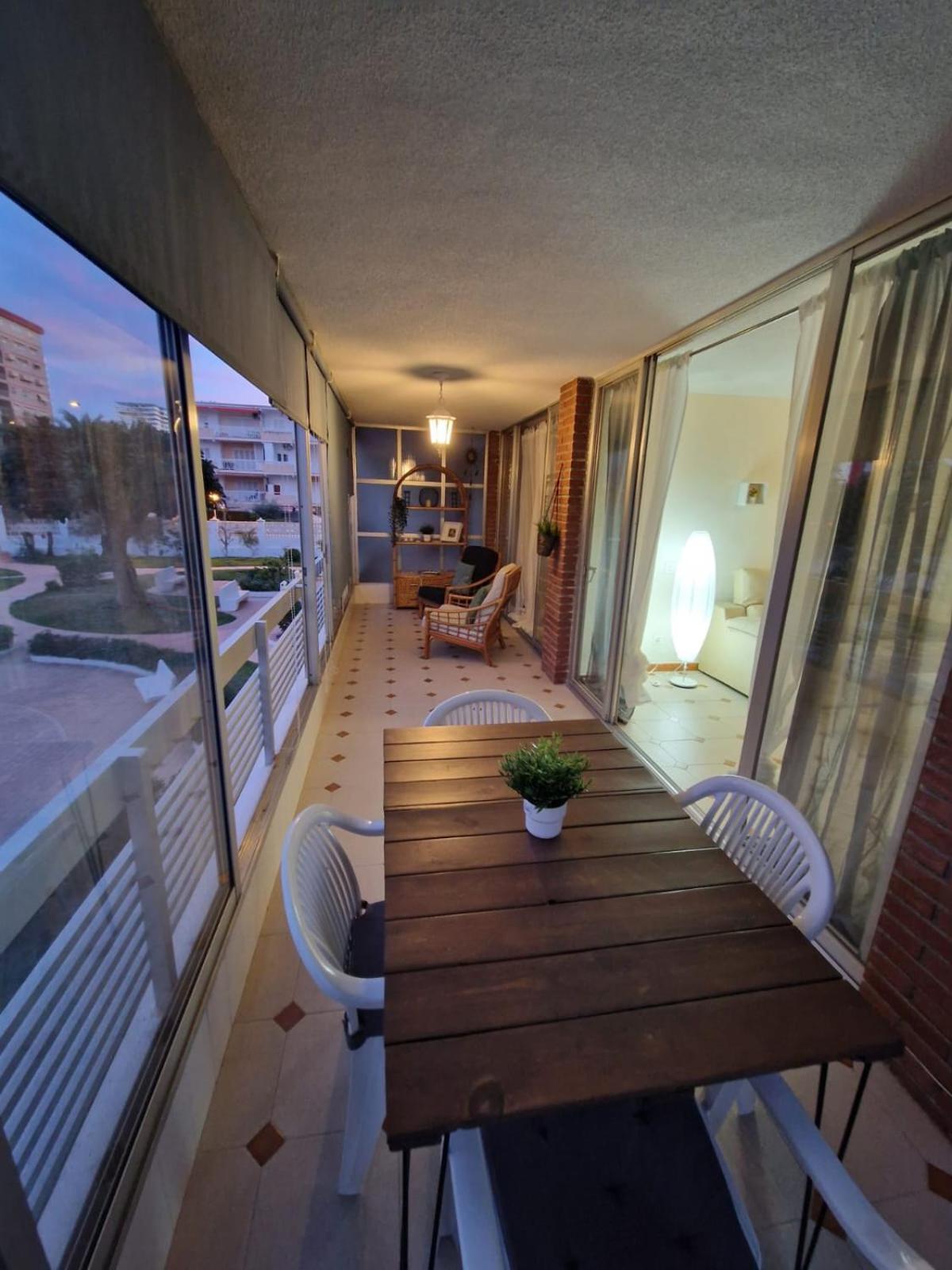 Costa Blanca Apartment อาลิกันเต ภายนอก รูปภาพ
