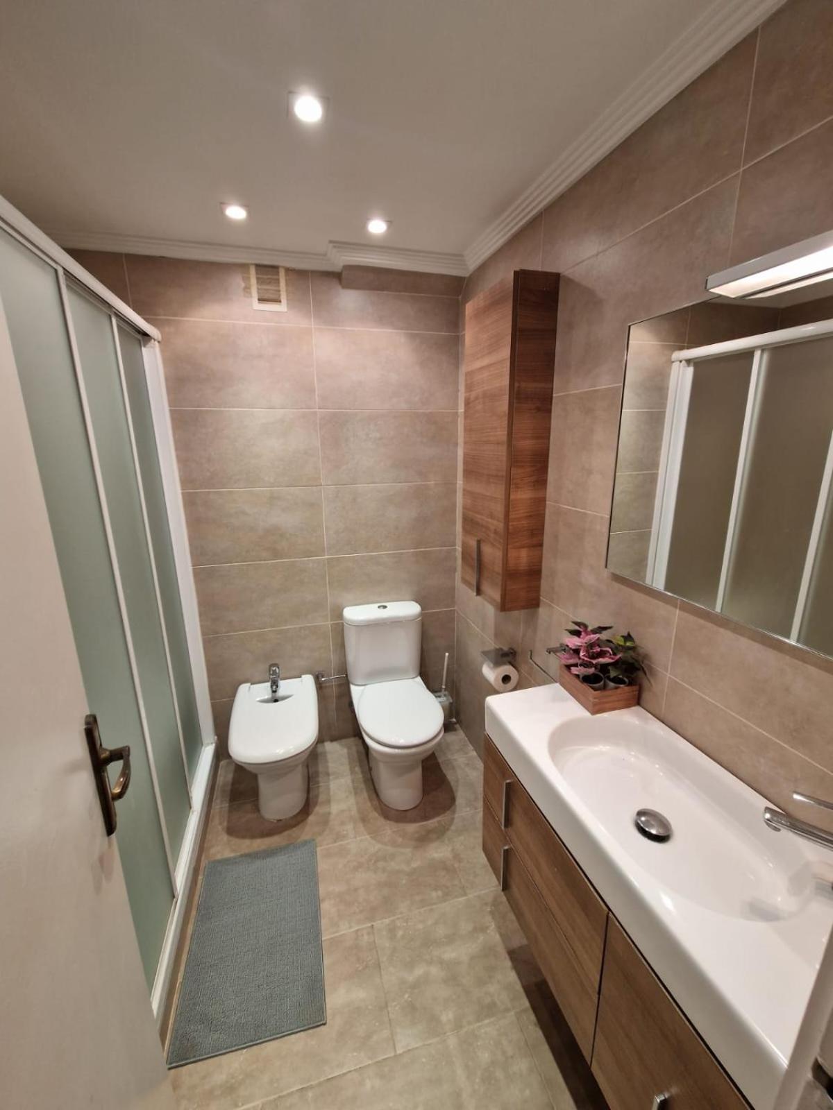 Costa Blanca Apartment อาลิกันเต ภายนอก รูปภาพ
